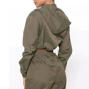 2026 Lightweight Women's 2pcs Windbreaker Tracksuit Stand Collar Full Zip Crop Hoodie Sweatpants with Jogger <b>Set</b> Solid Patter - Product Image 5