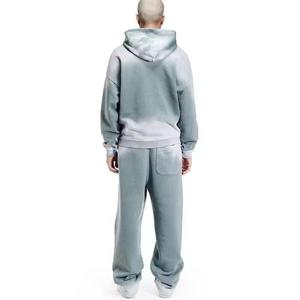 Conjunto Deportivo Moderno con Efecto Deslavado y Degradado de Color, Cómodo y de Diseño Combinado (Top y Pantalón) - Product Image 3