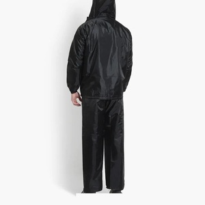 Survêtement coupe-vent léger personnalisé avec fermeture éclair, design premium - Product Image 2