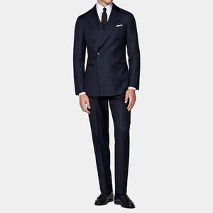 Costume sur mesure 3 pièces de luxe de haute qualité à rayures fines bleu marine pour homme, design moderne à double boutonnage, prix de gros raisonnable - Product Image 1