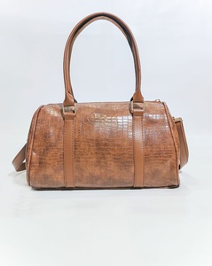 Sac de voyage en cuir unisexe de haute qualité, personnalisable, grande capacité, compartiment à chaussures, avec logo personnalisé et espace de rangement personnalisé - Product Image 2