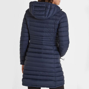 แจ็คเก็ตพัฟเฟอร์ผู้หญิงขายดี ออกแบบตามสั่ง กันน้ำ ดีไซน์ทันสมัย เสื้อผ้าตัวยาว รับผลิตแบบ OEM - Product Image 2