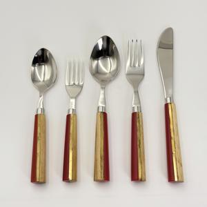 Ensemble de couverts écologiques en acier inoxydable 202, finition miroir, avec manches en résine et bois, pour mariage - Product Image 3