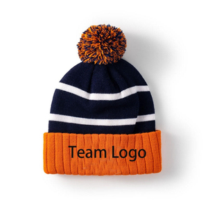 Bonnet d'hiver rayé bleu avec pompon, bonnet en tricot contrasté à revers - Product Image 3