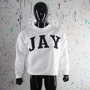 Sudadera JAY WHITE con Cuello Alto, 100% Negra, Apliques Bordados, Cuello Ancho, Hilos Finos - Product Image 2