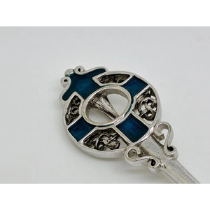 Broche de Kilt Escocés Celta Ornamentado en Plata Antigua con Esmalte Azul, Accesorio para Kilt de las Tierras Altas 2026 - Product Image 3
