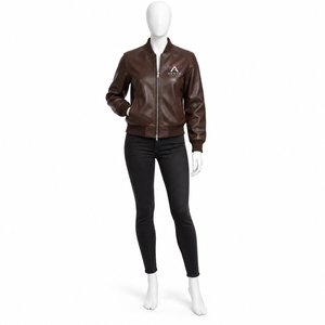Chaqueta de Cuero Casual para Mujer con Construcción Duradera, Ajuste Cómodo y Costuras Impecables que Ofrecen un Acabado Suave - Product Image 1