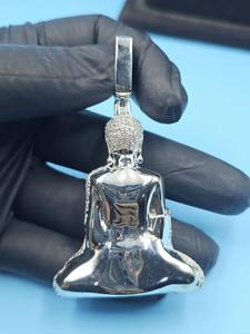 จี้พระพุทธรูปคริสตัลสวยงามประดับเพชรโมอิสซาไนต์ทรงกลม เงินแท้ 925 เครื่องประดับจี้ห้อยคอ - Product Image 1