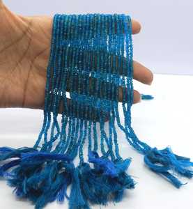 ลูกปัดอะพาไทต์สีน้ำเงินนีออนทรงเหลี่ยมขนาด 2.5-3 มม. ลูกปัดอะพาไทต์สีน้ำเงินทรงเหลี่ยมขนาด 13 นิ้ว ลูกปัดอะพาไทต์นีออนธรรมชาติ - Product Image 1