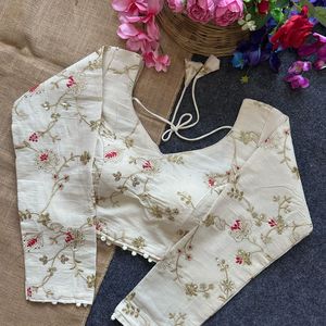Blouse Prête-à-Porter Élégance Ethnique, Confortable et Stylée, en Coton Khadi de Créateur - Product Image 1
