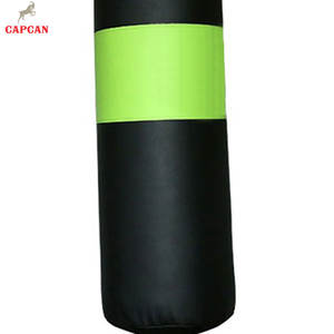 Sac de frappe de style professionnel, construction durable pour les exercices de frappe et les routines de fitness, sac de frappe extra résistant - Product Image 6