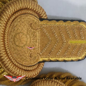 Epaulettes de Hombro Metálicas Doradas KEW con Flecos, Diseño Vintage de Lujo, Acabado Bordado Ecológico y Duradero - Product Image 2