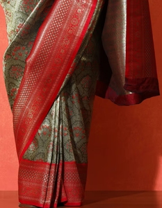 KV <b>Green</b> <b>Silk</b> Woven Designer Saree With Unstitched Blouse - Product Image 5