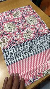 ผ้าซิ่นผ้าฝ้ายทำมือพร้อมลายพิมพ์บล็อก – น้ำหนักเบา พับเก็บได้ และเหมาะสำหรับการเดินทาง - Product Image 3