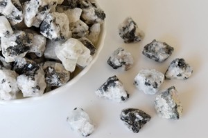 Premium Quality Rainbow Moonstone Healing <b>Crystal</b> Rough Rocks Stones For Gifts Decoration - Product Image 2