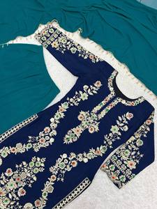 Conjunto de Salwar Kameez de seda azul hermoso de IndoWeaves con dupatta, bordado con lentejuelas, completamente cosido, listo para usar, ideal para Diwali. - Product Image 4