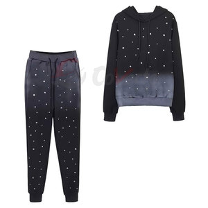 Trajes Deportivos de Primera Calidad con Estilo Único y Logotipo Personalizado, a la Moda, Precio de Fábrica, con Pedrería, para Hombre - Product Image 3