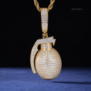 Colgante de moissanita en forma de granada hecho a mano de plata de ley 925, colgante con dije de granada – Accesorio de estilo urbano audaz - Product Image 2