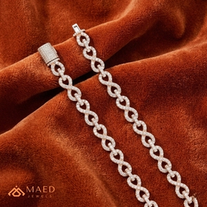 Collier en Moissanite Plaqué Or Rose, Chaîne Fine Tendance, Bijou Élégant avec Pendentif Infini, Style New York City - Product Image 3