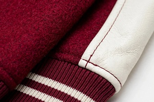 Veste universitaire personnalisée en laine avec manches blanches, style hiver, unisexe, col montant, logo frontal, imperméable et respirante - Product Image 5