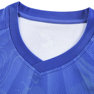 Uniforme de Fútbol Profesional Hecho de Tela de Poliéster Ligera Diseñado para Entrenamientos y Partidos - Product Image 5