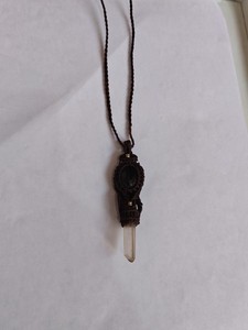 Collar Boho Hecho a Mano con Colgante de Cuarzo Negro y Bisel de Piedra Oscura, Ajustable para Uso Diario - Product Image 2