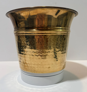 Vase à fleurs rustique en laiton fait main, minimaliste, avec texture martelée et bord évasé, pour la décoration de plantes de jardin, durable - Product Image 4