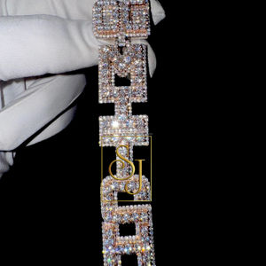 Collar de fiesta para hombre, estilo rapero, con colgante de inicial personalizada con incrustaciones de Moissanita D VVS, estilo Hip Hop Bling, de Plata 925 chapada en oro - Product Image 1