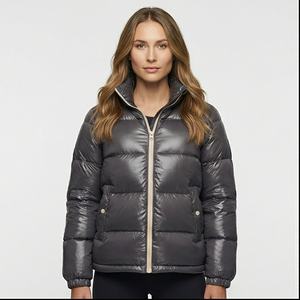 La chaqueta acolchada personalizada más popular en la mujer con decoración de bolso y botón, chaqueta de burbujas, moda para hombre - Product Image 1