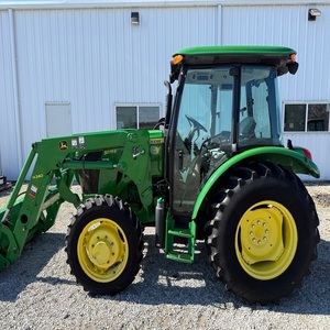 Tractor Utilitario Moderno John Deere 5075E, Cabina Confortable, Sistema Hidráulico Potente, Mejor Precio al por Mayor Disponible - Product Image 4