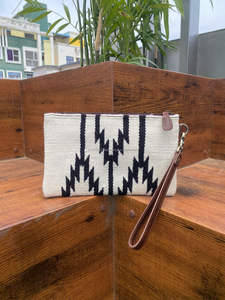 New Stylish Western Aztec Tooled Leather Wristlet <b>Clutch</b> <b>Vintage</b> Brown Tooling Purses Unique Aztec Quilted Leather Wristlet <b>Bag</b> - Product Image 5