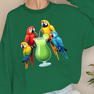Sudaderas informales de punto para mujer con estampado de loros bebiendo cóctel tropical - Product Image 4