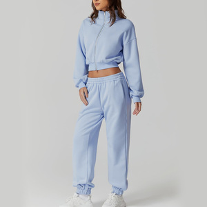 Ensemble sweat-shirt court et pantalon de jogging pour femme, imprimé sur mesure, vêtements de sport décontractés, vêtements de mode, fabrication OEM, Pakistan - Product Image 4