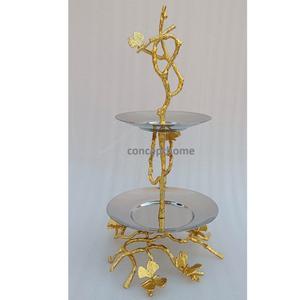 Soporte de metal de lujo para pasteles con acabado pulido, ideal para fiestas de alta gama, celebraciones especiales y decoraciones de eventos en hoteles. - Product Image 1