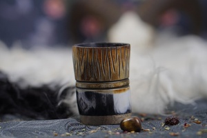 Copa de cuerno de buey de primera calidad, la más vendida, pulida naturalmente, copa de lujo personalizada, copa medieval vikinga hecha a mano. - Product Image 3