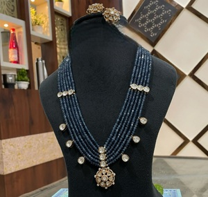 Conjunto de Collar y Pendientes de Perlas Clásicas para Compromiso, Chapado en Oro de la Mejor Calidad, Estilo Kundan, Colección para Bodas y Eventos, para Mujer - Product Image 2