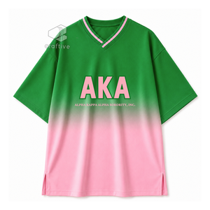 T-shirt oversize Alpha Kappa Alpha pour femme, vert rose, coupe décontractée, col en V, tenue universitaire grecque pour la sororité - Product Image 1
