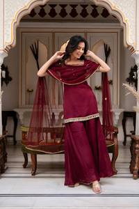 Traje Kurti de Georgette con Espejos para Mujer, Diseño con Cordón, Dupatta Bordada con Borde de Encaje, para Celebraciones y Ocasiones Especiales - Product Image 3