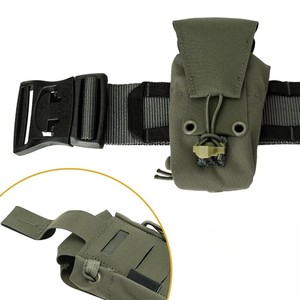 Elegante Bolsa Táctica Impermeable de Poliéster con Cierre de Cremallera y Broche, Hecha en Vietnam - Product Image 5