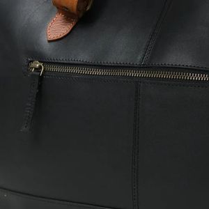 Sacs à main élégants pour femmes en cuir véritable de haute qualité, sacs à bandoulière, sacs à main à fermeture éclair, utilisation quotidienne, voyage, toutes saisons - Product Image 5
