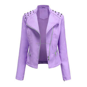 Vestes pour femmes en cuir de style motard décontracté violet clair avec épaules rondes cloutées coupe ajustée fermeture éclair et poches asymétriques - Product Image 1