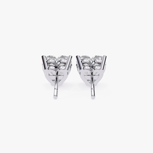 Boucles d'oreilles clous en diamant de laboratoire taille cœur 1 carat, or massif 14K, sertissage à griffes, style minimaliste, cadeau pour femme pour mariage, anniversaire ou fête - Product Image 6