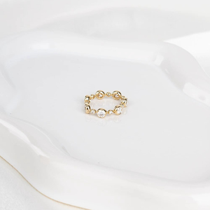 แหวนเพชรเลี้ยงในห้องปฏิบัติการ 1.8 กะรัต ทรงเบเซล ตัวเรือนทองคำแท้ 14K ดีไซน์เรียบหรู แหวนแต่งงานแบบเรียงซ้อนได้ งานออกแบบเครื่องประดับชั้นดี - Product Image 1