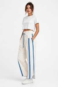 <b>White</b> Cropped T-Shirt With Blue Stripe Sweatpants <b>Elastic</b> <b>Waist</b> Drawstring Casual Loose Fit Joggers Summer Wear - Product Image 3