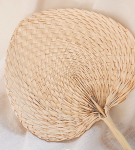 Abanico de mano de bambú natural con pintura colorida - Product Image 3