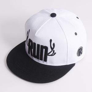 Casquette Snapback UNIZA Blanche à Visière Noire, Logo Brodé 3D, Unisexe Adulte, Décontractée, 100% Coton Toile, Quatre Saisons, Design 6 Panneaux - Product Image 3