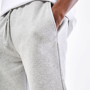 Shorts Confortables, Légers et Respirants en Coton Molletonné Premium Personnalisable – Tenue Décontractée d'Été avec Taille Élastique et Style Tendance - Product Image 4