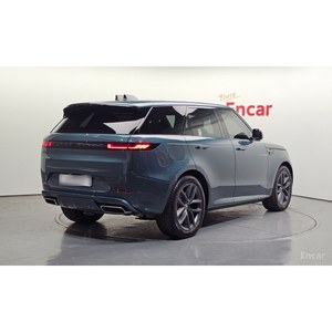 Land <span class=keywords><strong>Rover</strong></span> <span class=keywords><strong>Range</strong></span> <span class=keywords><strong>Rover</strong></span> Sport P550e Dynamic <span class=keywords><strong>HSE</strong></span> 3.0 <span class=keywords><strong>2025</strong></span> года, подзаряжаемый гибридный бензиновый автомобиль, АКПП, 5783 км, люксовый подержанный автомобиль, готов к экспорту, Корея - Product Image 2
