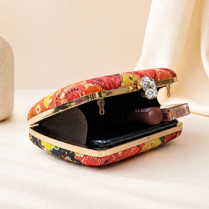 Pochette ethnique multicolore, sac à main ethnique de créateur pour femmes, pour les mariages et les occasions festives - Product Image 3