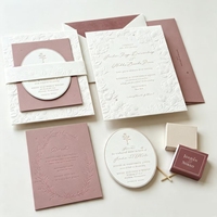 Ensemble de cartes d'invitation de mariage personnalisées avec motif floral en relief, texture débossée, invitations de mariage de luxe avec enveloppe